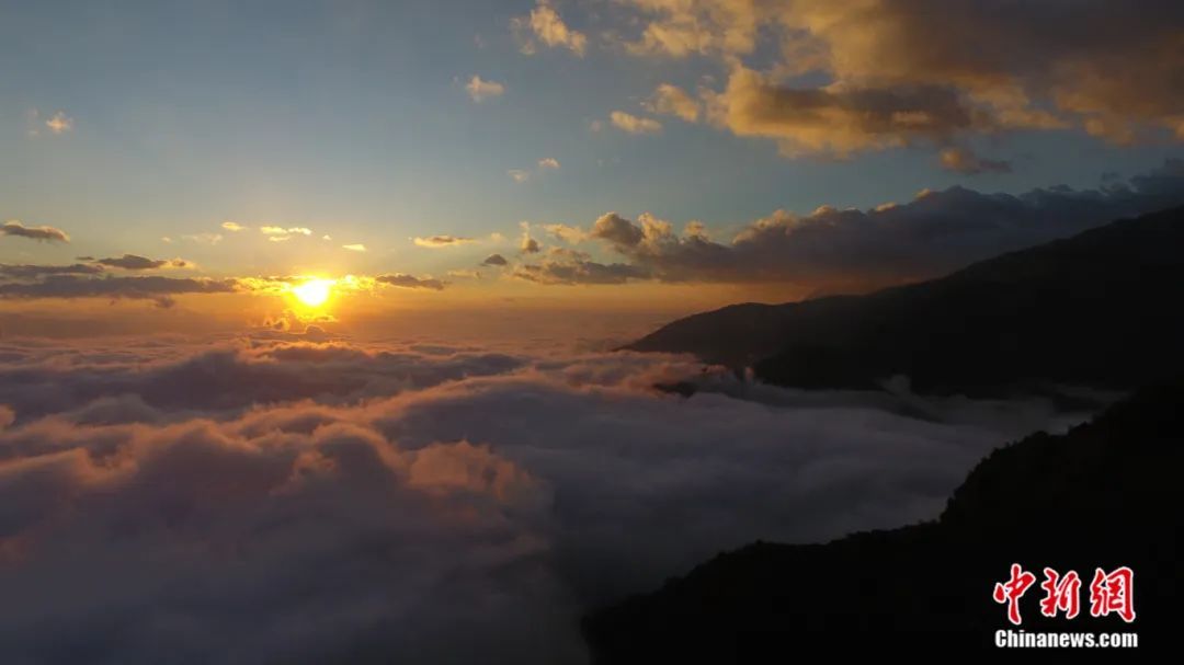 人这一辈子，一定要慎入哀牢山！