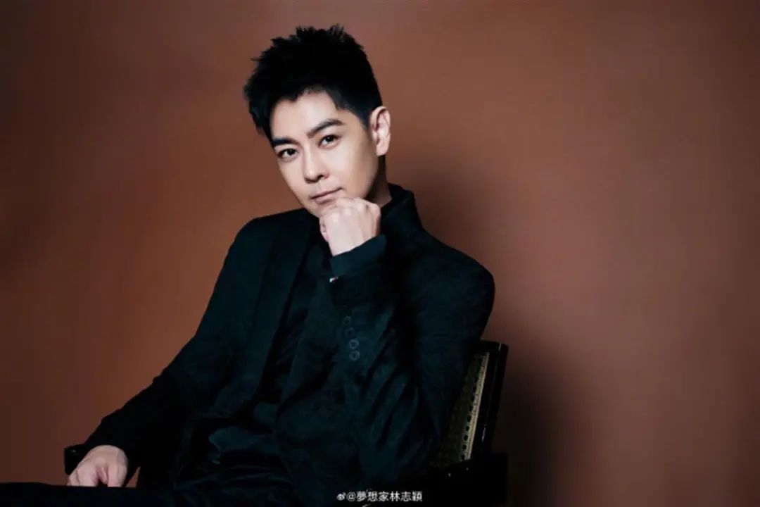 车祸两年后，男星林志颖宣布复出！