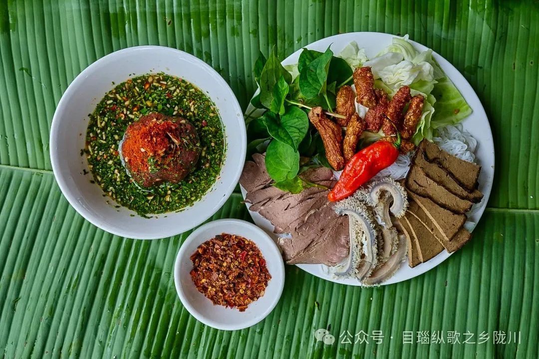 云南美食“撒撇”可以带上飞机吗？官方解答来了→