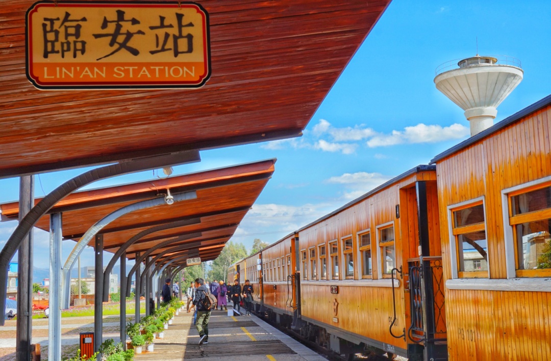 “从没见过!”大学生坐火车返程惊呆了……咱们云南也有🤩 “从没见过!”大学生坐火车返程惊呆了……咱们云南也有🤩