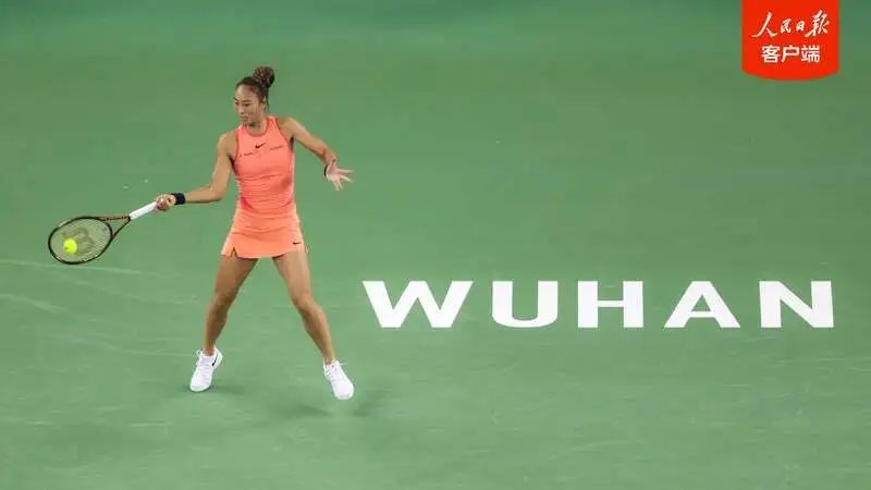 郑钦文决赛再遇“老对手”，但网友有个担心……