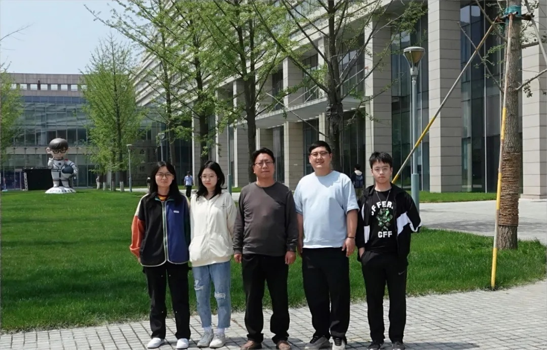 23分36秒!“吹泡泡”吹出个世界纪录 23分36秒!“吹泡泡”吹出个世界纪录