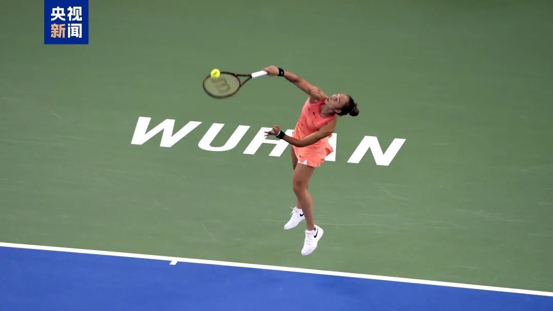 郑钦文惜败无缘武网冠军,仍创最佳战绩 郑钦文惜败无缘武网冠军,仍创最佳战绩