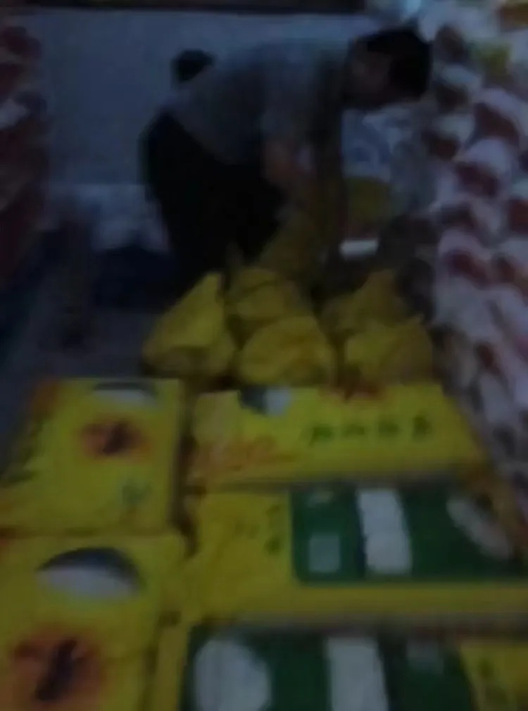 大米改了保质期后销往学校!当地再通报—— 大米改了保质期后销往学校!当地再通报——