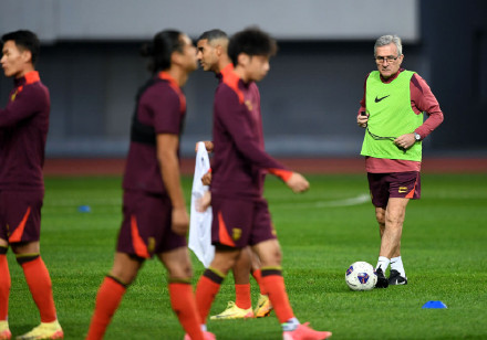 国足队员称对阵印尼队没有退路 国足队员称对阵印尼队没有退路