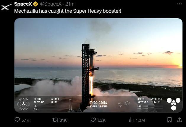 “筷子”夹住火箭!SpaceX首次成功回收“星舰” “筷子”夹住火箭!SpaceX首次成功回收“星舰”