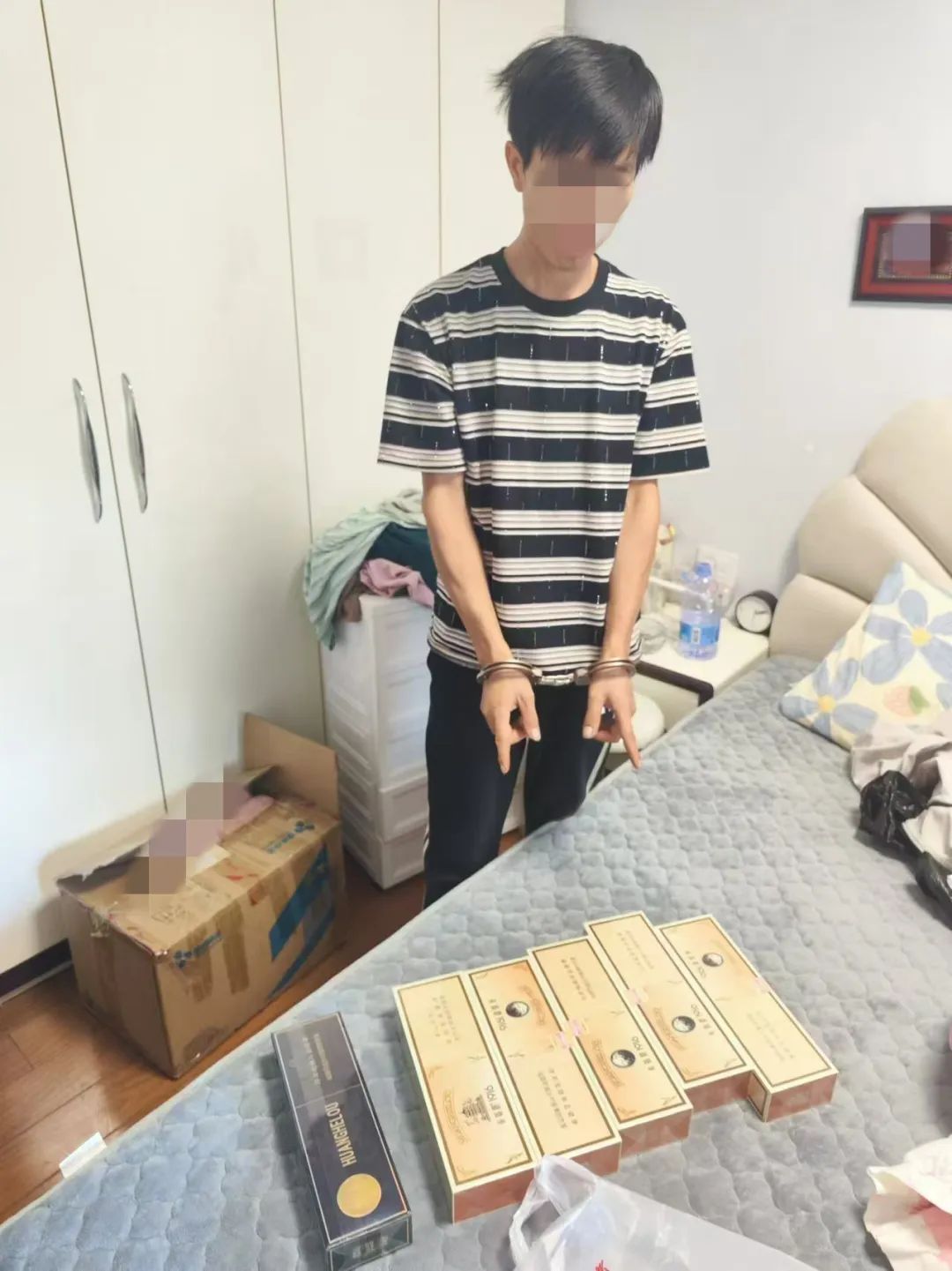 捡到手机盗刷买黄金 情侣惊喜之后隔夜被抓 捡到手机盗刷买黄金 情侣惊喜之后隔夜被抓