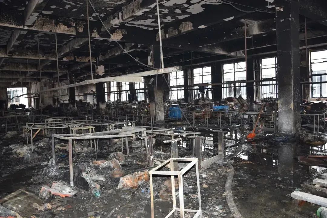 你敢用,我敢接,咱俩一起被行拘! 你敢用,我敢接,咱俩一起被行拘!