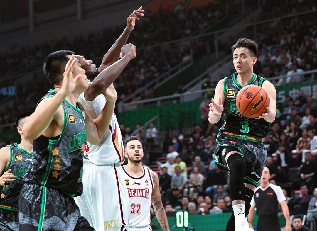 费尔德,有望加盟辽篮! 费尔德,有望加盟辽篮!