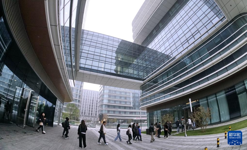 高质量发展调研行丨北京大兴机场临空经济区大兴片区：布局特色园区打造产业新生态