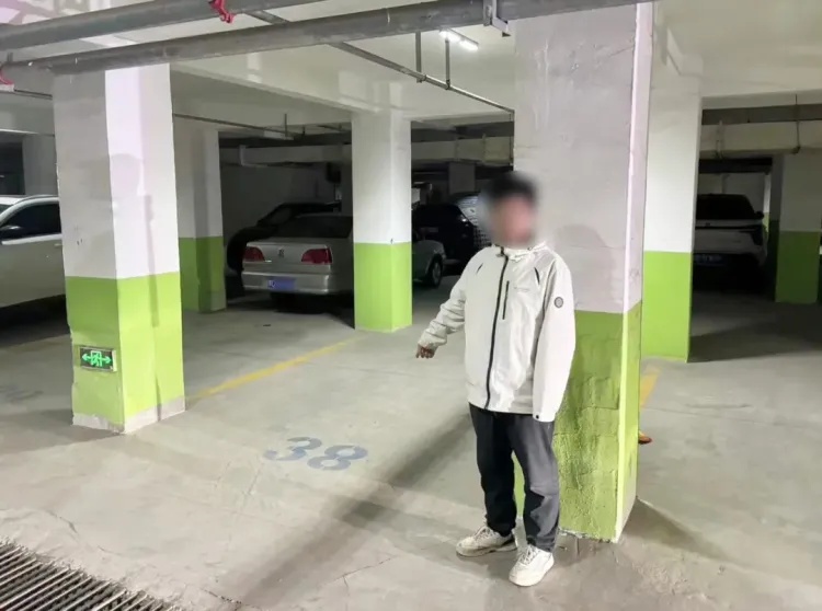 偷开他人机动车“兜风”,结果...... 偷开他人机动车“兜风”,结果......