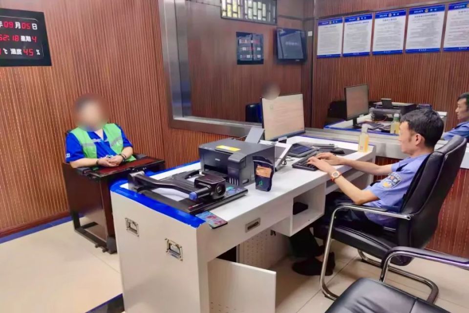 “奶奶，快来救我！”骗人的“孙子”长沙也出现了，一娭毑险丢5万元