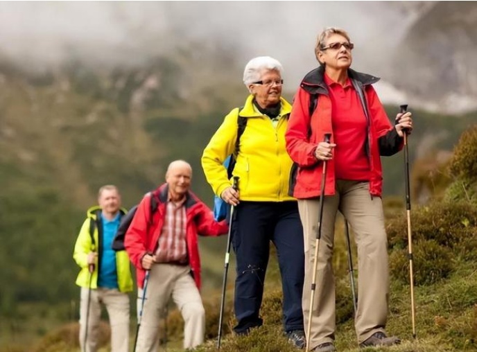 打破歧视,让老年人出游告别年龄约束 打破歧视,让老年人出游告别年龄约束