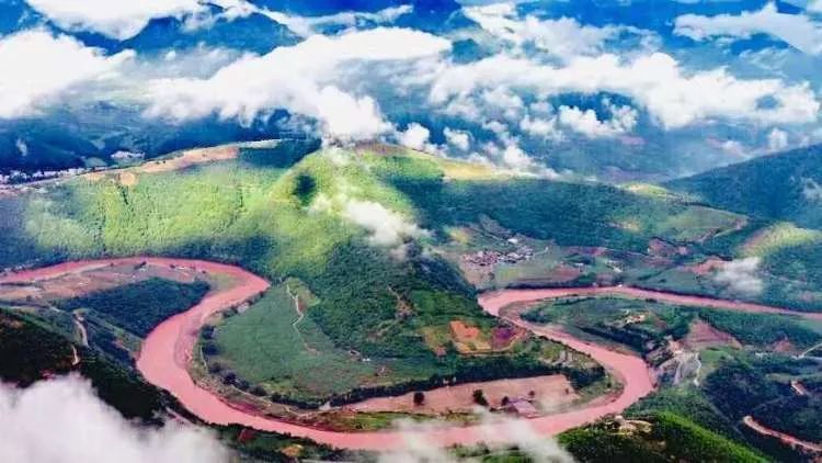 突然爆红的哀牢山究竟什么样？这些上海市民曾去过