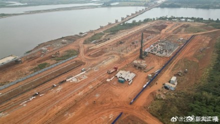 昌九高铁庐山南站、共青城东站房桩基施工完成