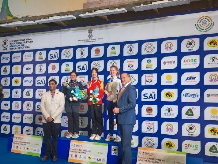 射击世界杯总决赛 中国选手强势夺三金