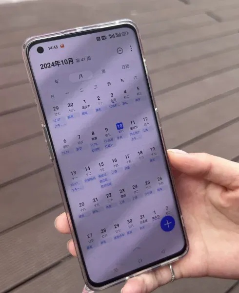 爆满！扎堆！杭州老板忙疯，天天加班！订单排到明年10月……