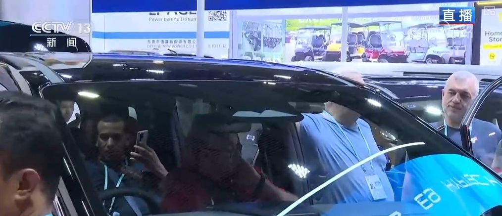 “先进制造”有“新”意 广交会上“圈粉”无数