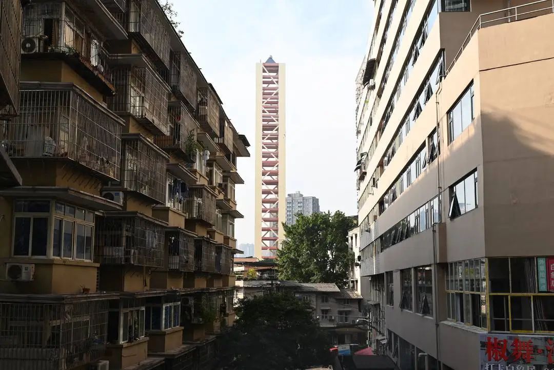 重庆一热门打卡点拍照需交纳20元清洁费？当地回应