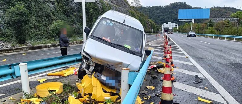 “魂都给我吓落了！” 秋季开车警惕“秋乏”