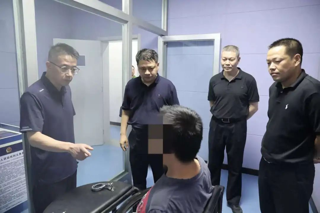 凭借带血丝袜，扬州警方侦破23年前杀人积案