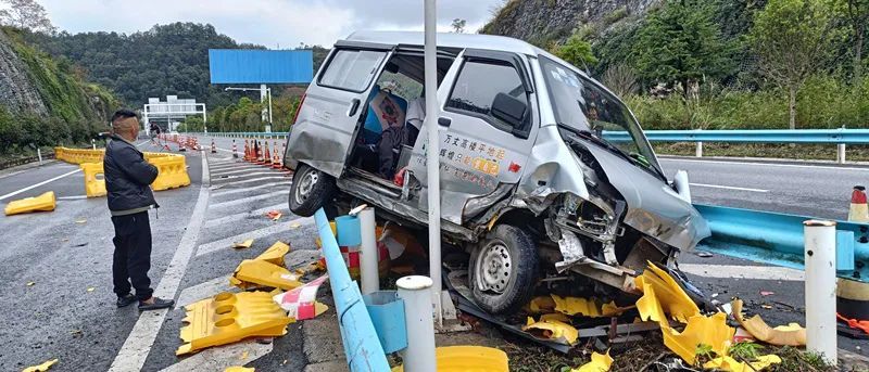 “魂都给我吓落了！” 秋季开车警惕“秋乏”