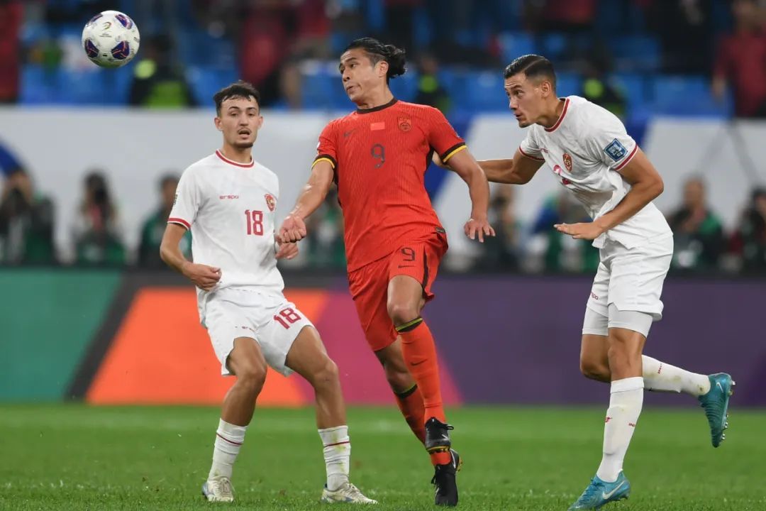 终于赢了!国足2:1战胜印尼 终于赢了!国足2:1战胜印尼