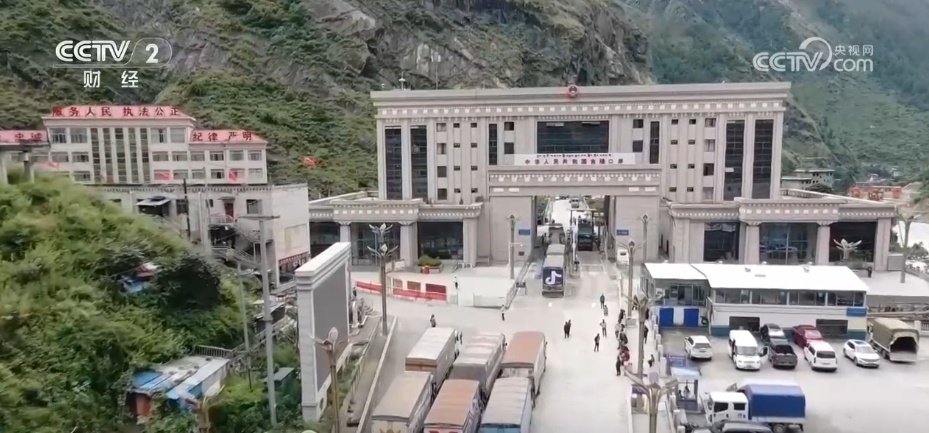 外贸进出口质升量稳 “你来我往”折射活力 西藏高水平对外开放加速 外贸进出口质升量稳 “你来我往”折射活力 西藏高水平对外开放加速