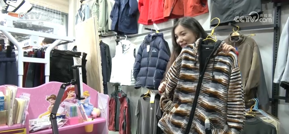 外贸进出口质升量稳 “你来我往”折射活力 西藏高水平对外开放加速 外贸进出口质升量稳 “你来我往”折射活力 西藏高水平对外开放加速