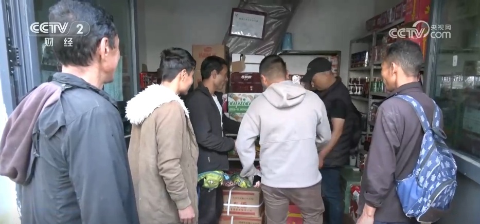 外贸进出口质升量稳 “你来我往”折射活力 西藏高水平对外开放加速 外贸进出口质升量稳 “你来我往”折射活力 西藏高水平对外开放加速