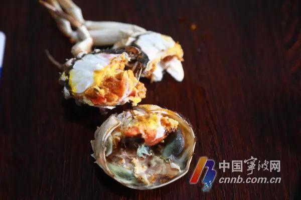 大闸蟹价格大跳水！宁波人爱的这口美味正大量上市