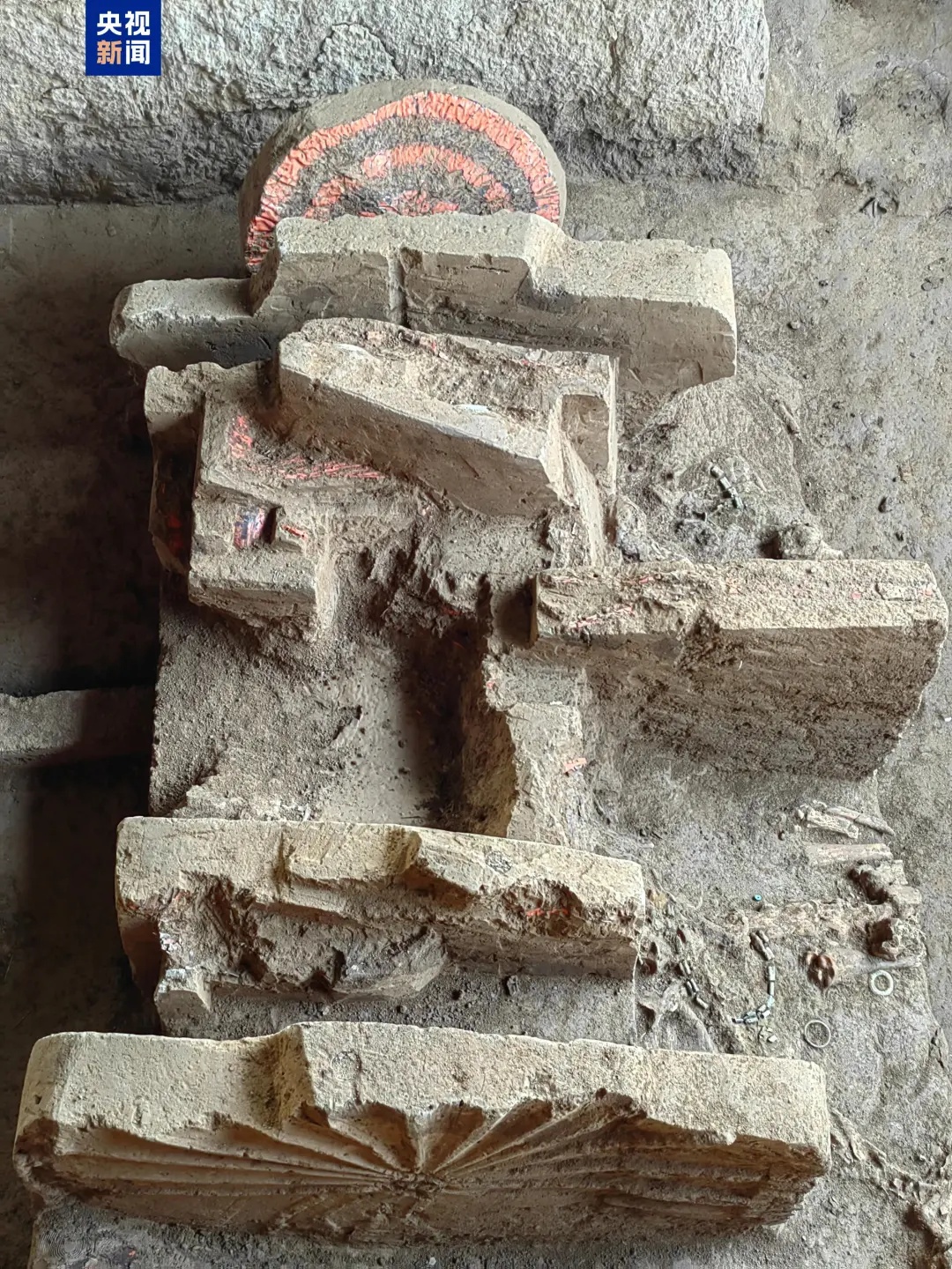 西安公布一工地考古发现→