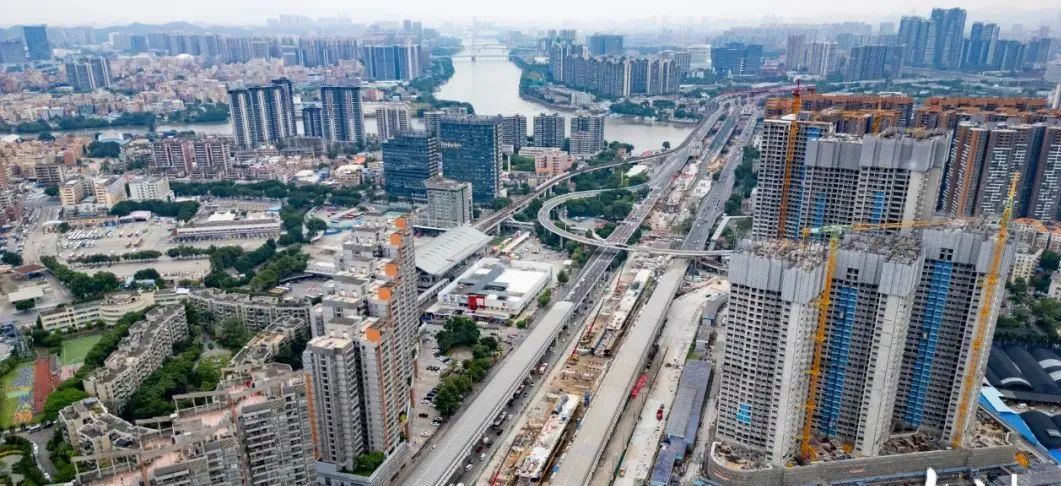 广州出发去佛山,从半个钟缩至5分钟 广州出发去佛山,从半个钟缩至5分钟