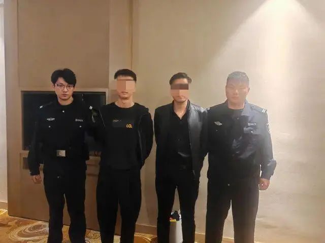 陈某林(男、28岁)、何某杰(男、31岁)在昆明被抓获! 陈某林(男、28岁)、何某杰(男、31岁)在昆明被抓获!