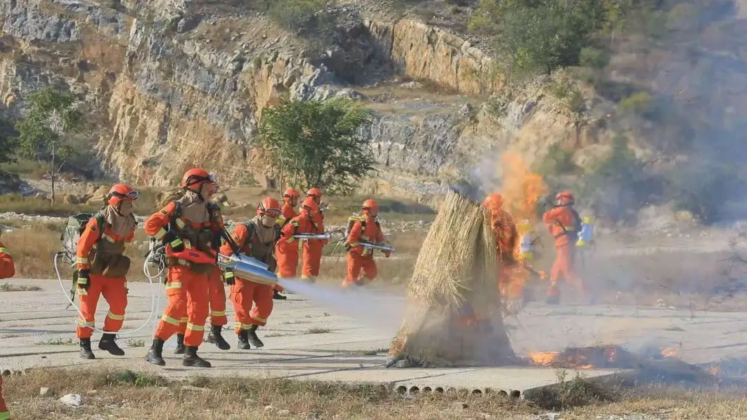 新一轮森林防火期将至，北京举行应急处置综合演练