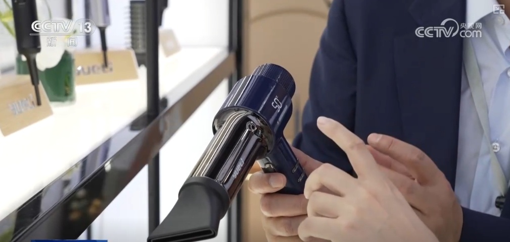 “突破+发展”迎来大市场 “高速产品”圈粉广交会采购商