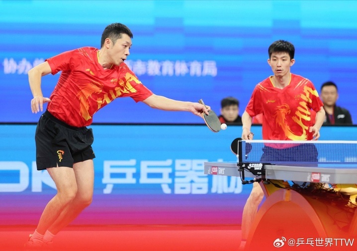 樊振东直落三局 许昕逆转 上海男队取全锦赛3连冠