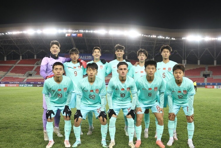 开门红！U17男足亚洲杯预选赛中国队2∶0战胜巴林队