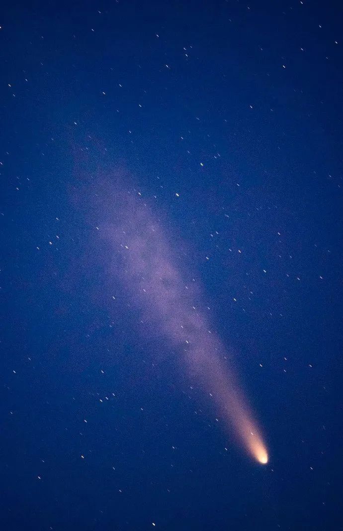 六万年一遇!这颗彗星正在最佳观测期 六万年一遇!这颗彗星正在最佳观测期