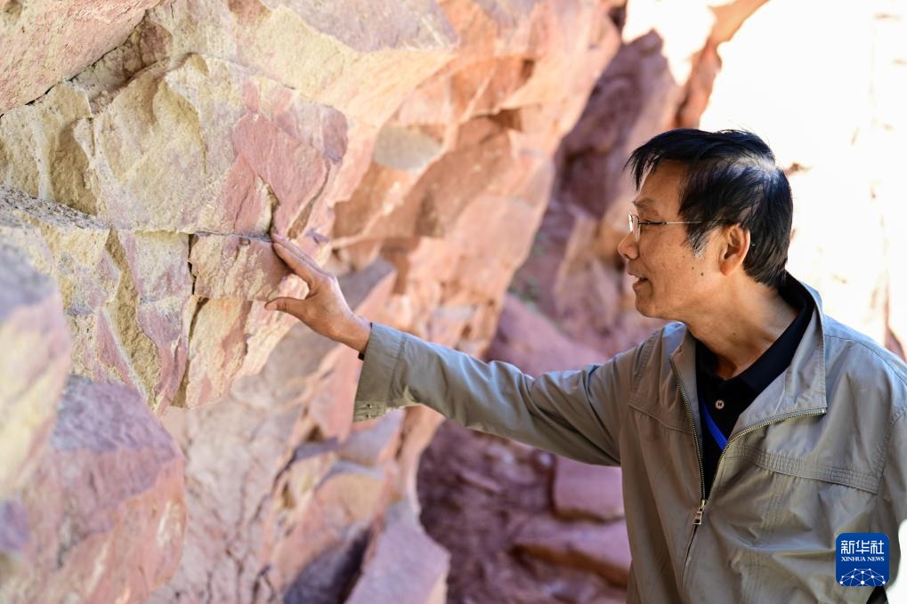 “巡礼中国西极 跨越昆仑天山”多学科科学考察活动启动 “巡礼中国西极 跨越昆仑天山”多学科科学考察活动启动