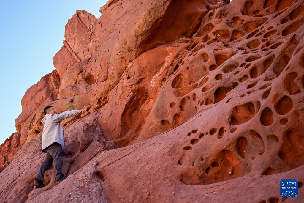 “巡礼中国西极 跨越昆仑天山”多学科科学考察活动启动 “巡礼中国西极 跨越昆仑天山”多学科科学考察活动启动
