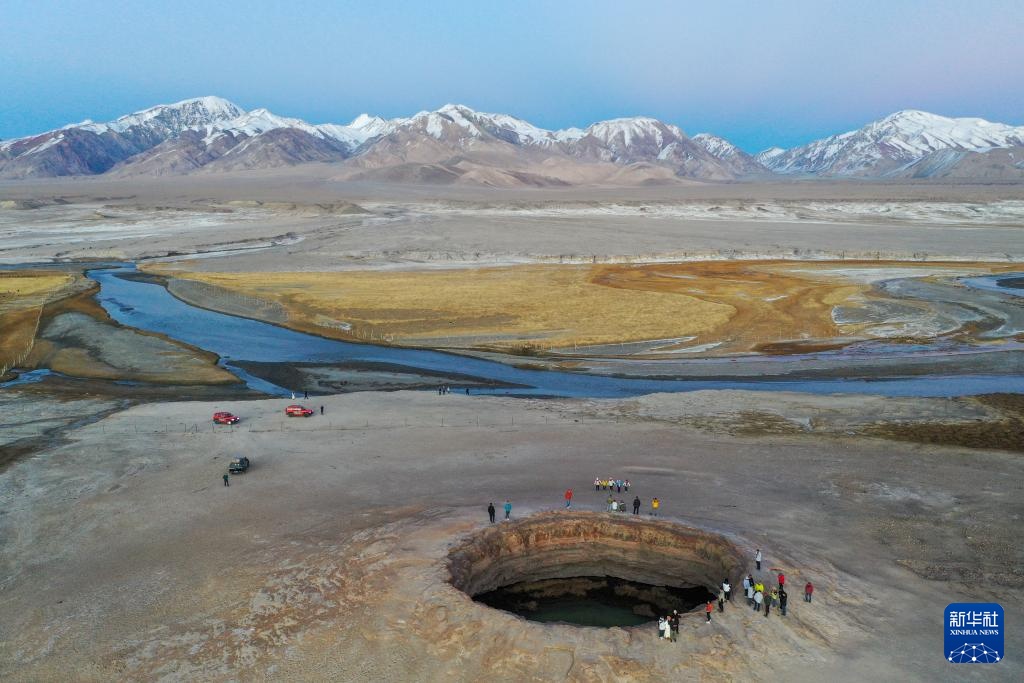“巡礼中国西极 跨越昆仑天山”多学科科学考察活动启动 “巡礼中国西极 跨越昆仑天山”多学科科学考察活动启动