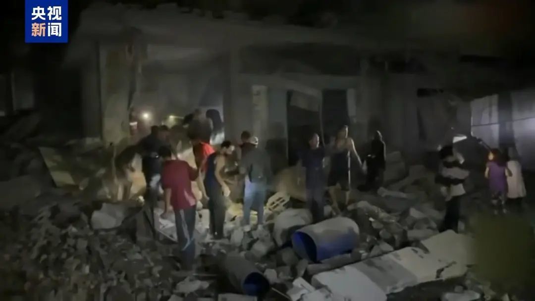 “他还是个孩子，为什么要炸他？”