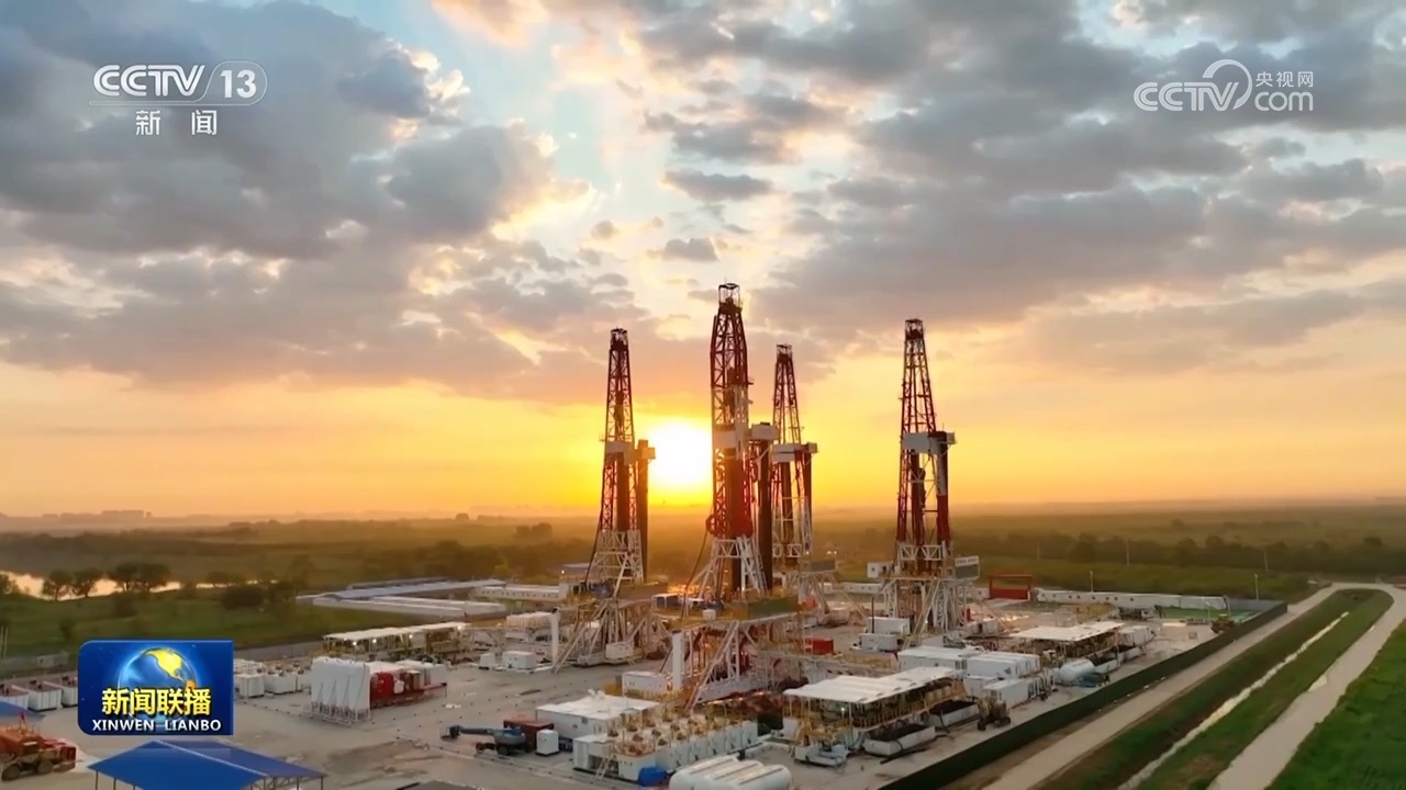 消费稳、旅游热、运输旺！各领域数据火热 中国经济增长动力十足