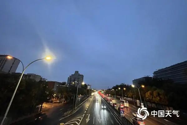 北京:今天小雨雪+6级阵风!明后天气温回升—— 北京:今天小雨雪+6级阵风!明后天气温回升——