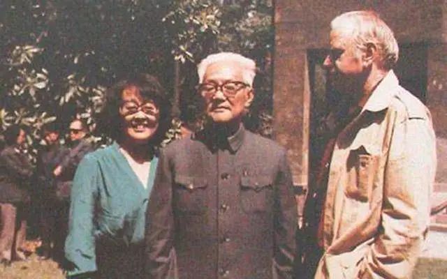 华裔女作家、翻译家聂华苓逝世，享年99岁