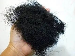 猛！成都路边摊烧烤开始流行“吃头发”了？