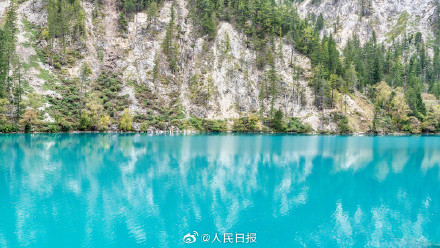 好美！九寨沟高颜值秋景已上线