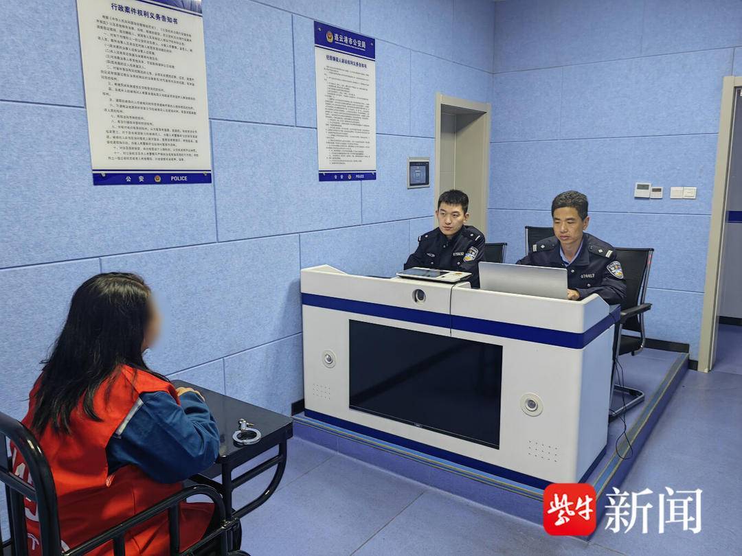 偷菜被发现，他丢下老伴就跑……