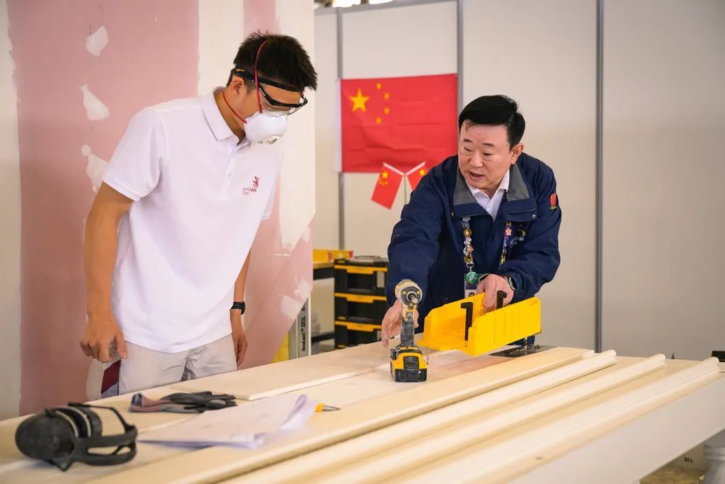 “00后”重庆崽儿,靠抹灰得了个世赛冠军! “00后”重庆崽儿,靠抹灰得了个世赛冠军!